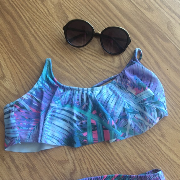 Aeropostale swimsuit - Picture 5 of 8